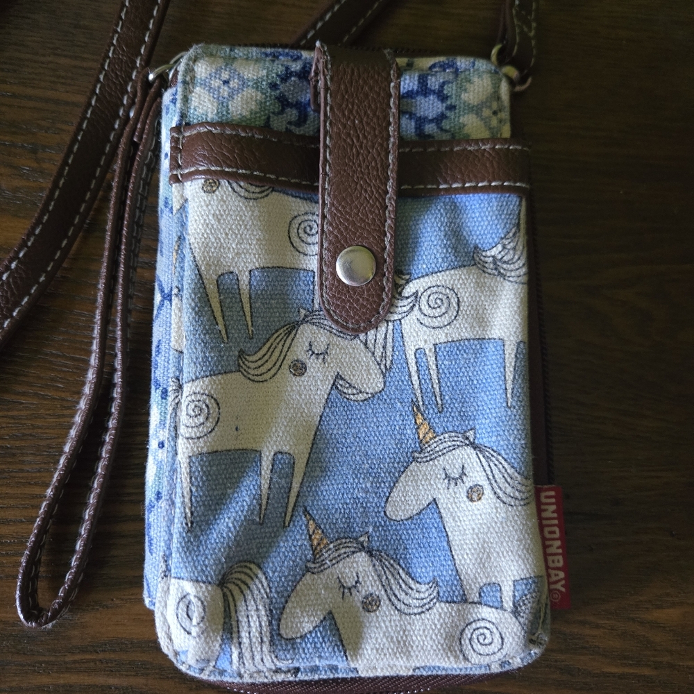 UNIONBAY Unicorn Patterned Crossbody Or Wristlet Wallet - Preloved